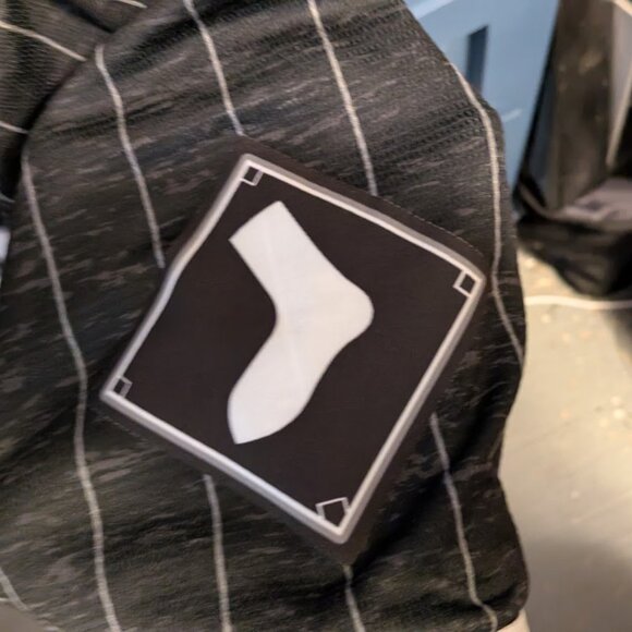 GENUINE MERCHANDISE NBL NIKE-  Chicago White Sox Black City - Picture 4 of 5